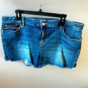 Tommy Hilfiger Size 16 Women’s Jean Shorts